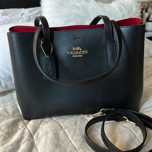 Coach black tote